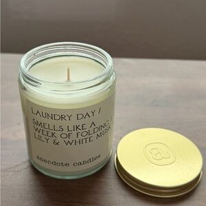 Anecdote candle laundry day